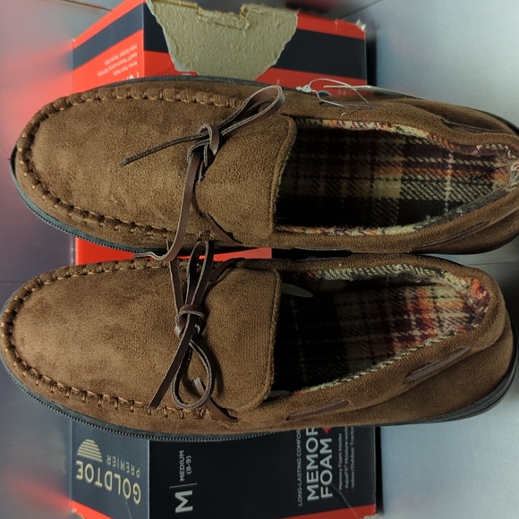 BNIB GoldToe Men’s HOUSE SHOES/SLIPPER Size 8-9 (M) Brown - Picture 3 of 9